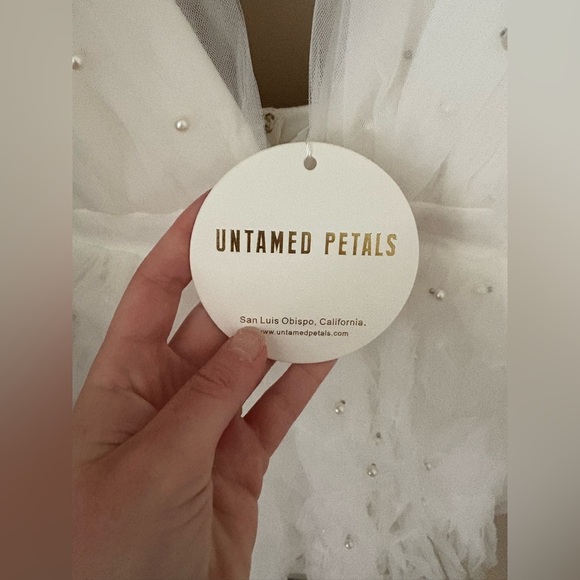 UNTAMED PETALS BY AMANDA JUDGE White Mini Dress - Picture 7 of 7